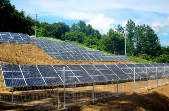 写真：太陽光発電施設工事